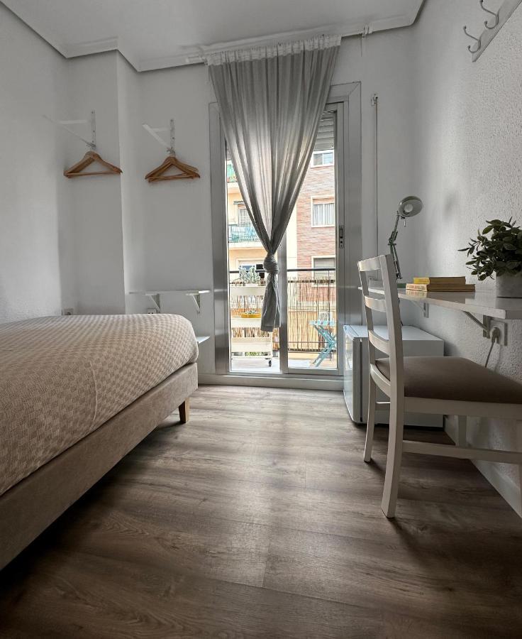 Slow Room Valencia Valensiya Dış mekan fotoğraf